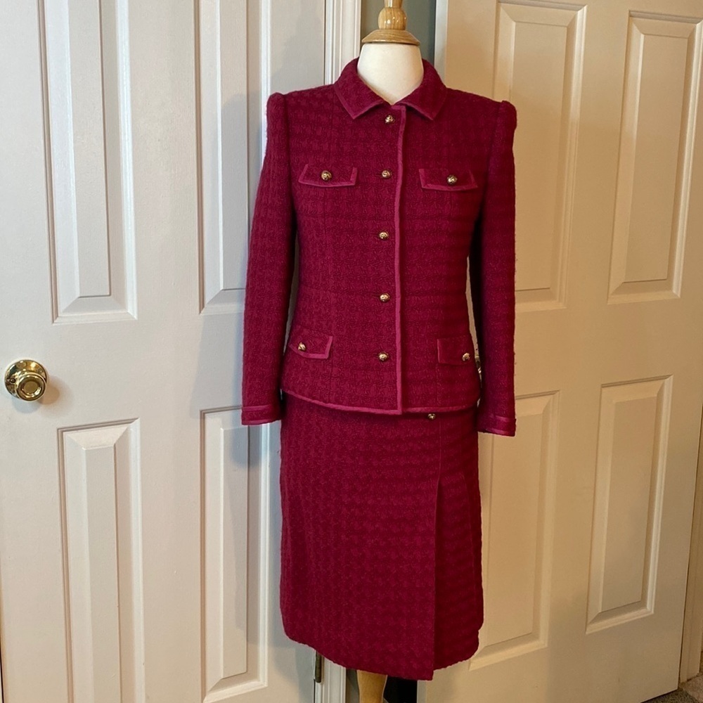 Classic & Timeless 2 Piece Custom/Handmade Single Breasted Suit